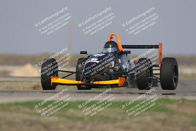 media/Oct-25-2025-CalClub SCCA (Sat) [[34c778dfbe]]/Group 3/Qualifying/